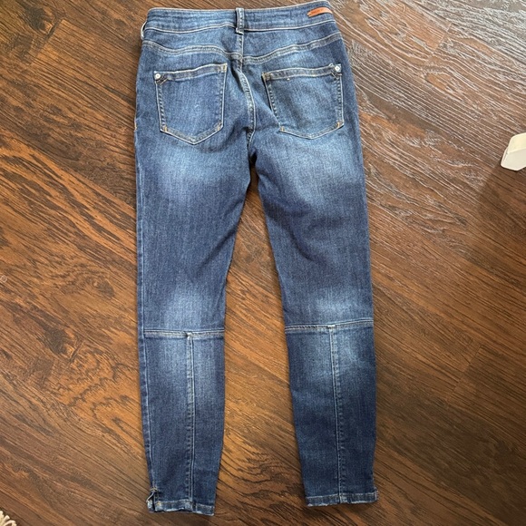 Pilcro and the Letterpress by Anthropologie Mid-Rise Slim Jeans in Indigo Wash - Picture 3 of 8